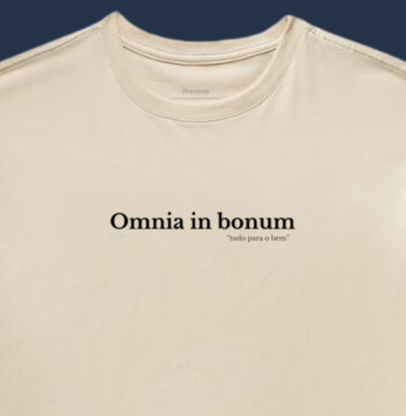 Oversized - Omnia in bonum! - Tudo para o bem!